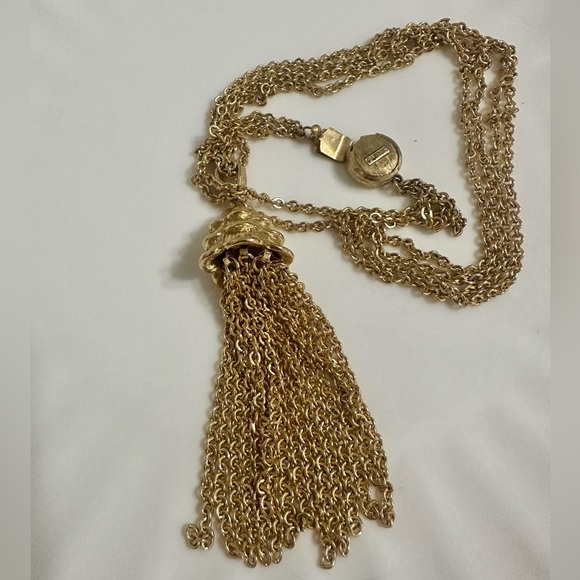 Monet Vintage Gold-Tone Tassel Necklace-Pagoda Pendant - Picture 4 of 7